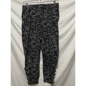 Roman's women's black/white med 14-16 Pull up Stretch pants